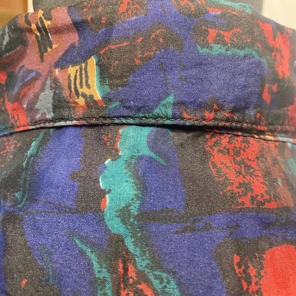LONG SLEEVE BUTTON DOWN ART PRINT SILK BROUSE SIZE LARGE VINTAGE. - Picture 9 of 10